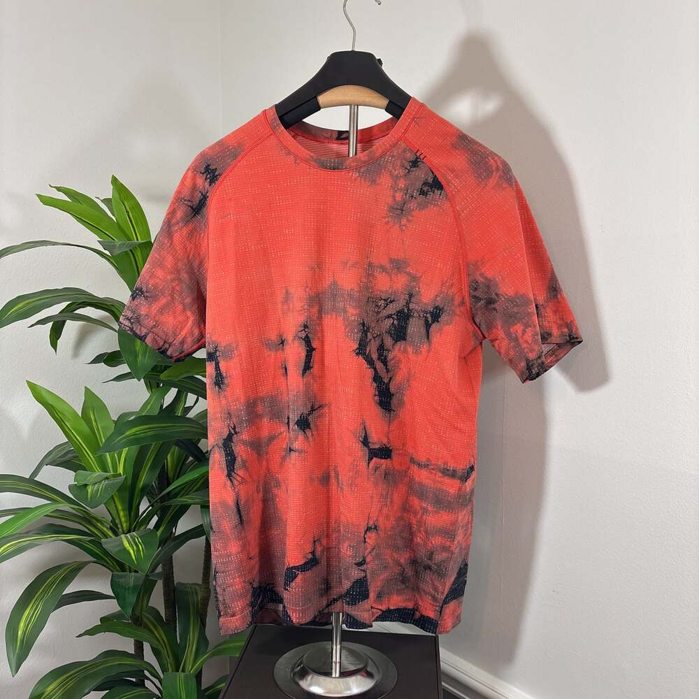 Lululemon Metal Vent Tech Short Sleeve Marble Dye  Red & Grey Men's T-Shirt / XL